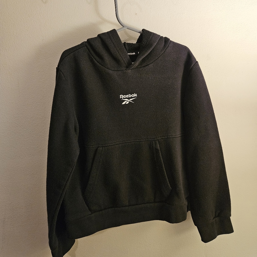 Boys size 5 Reebok hoodie